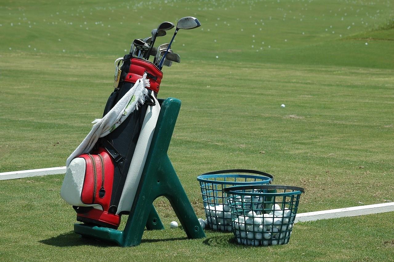 how_many_clubs_in_golf_bag